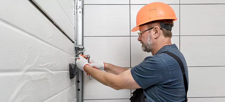 Commercial Garage Door Repair in Brownsville, FL