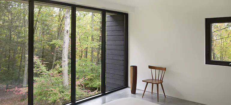 Bulletproof Window Protection Services in Brownsville, FL